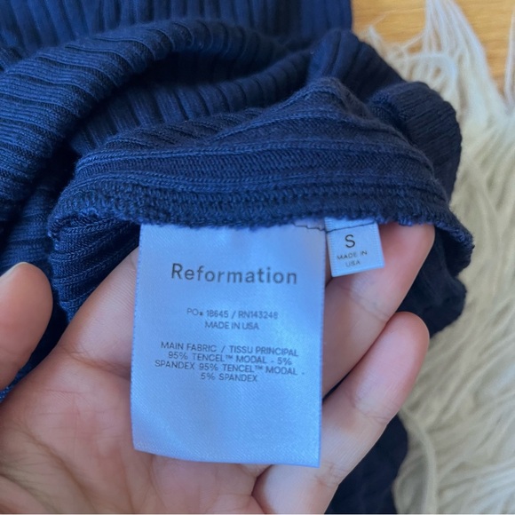 Reformation Navy Blue Ribbed Knit Leia Turtleneck Top Midi Skirt Set EUC Small - Picture 10 of 12